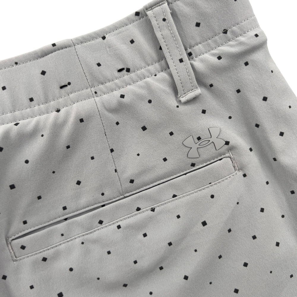 Under Armour Storm Mens Light Gray Geometric AOP Print Golf Shorts 32x9 Preppy